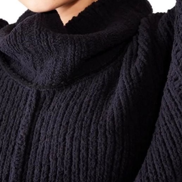 Free People Be Yours Cowl Neck Boxy Cropped Fit Chunky Knit Sweater Black NWT - Picture 12 of 12